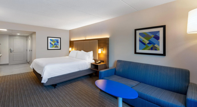 Holiday Inn Express State College at Williamsburg Square, Rezervovat Hotel State College Pensylvánie