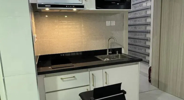 Апартаменты Luxury Precious Pavilion Apartment