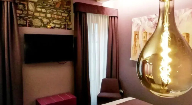 73 Boutique Hotel