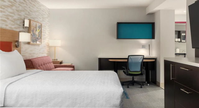 Четырёхместная студия Home2 Suites By Hilton Kitchener