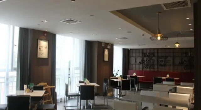 Номер Business Jinjiang Inn Select Nanjing Getang Subwa Station Meilijian Square