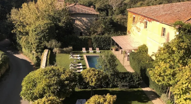 Коттедж Large Beautiful Villa in Tuscan Hills of Chianti Stunning Gardens and Large Pool