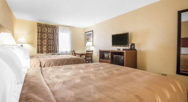 Standard Vierer Zimmer Quality Inn Janesville North