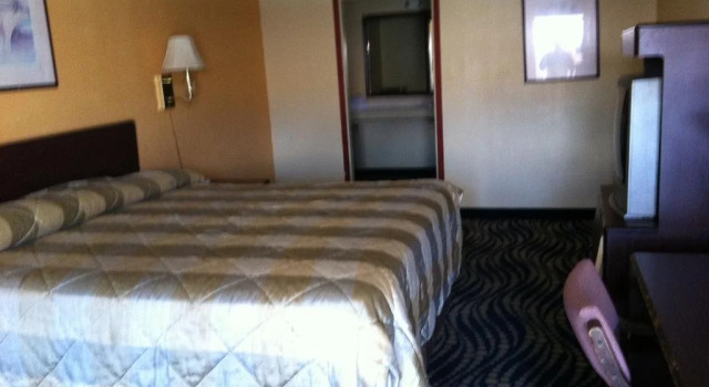 Delux inn, Rezervasyon Otel Kilgore Teksas