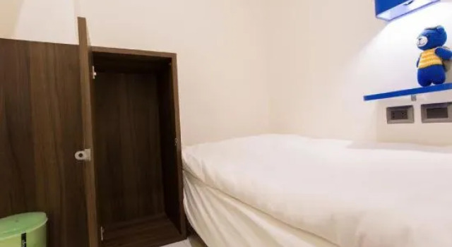 Капсула BearPacker Patong Hostel