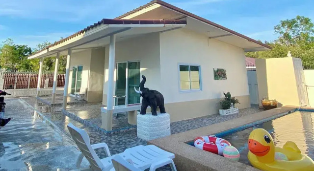 Бунгало Aoonilay Resort Chaam-Huahin Zone B