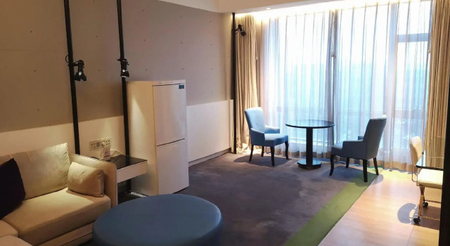 Cineaste Garden Hotel, Rezerwuj Hotel Hotele 5-gwiazdkowe w Pekin, 5*