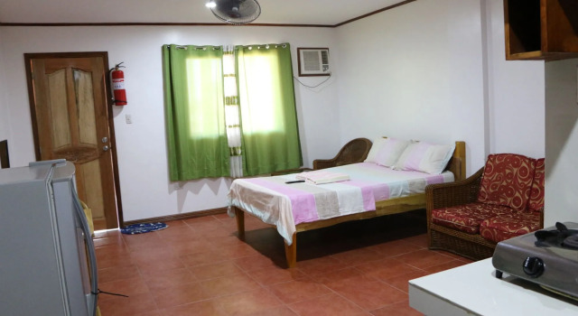 BADLADZ Staycation Condos, Rezerwuj Hotel Tanie hotele w Puerto Galera