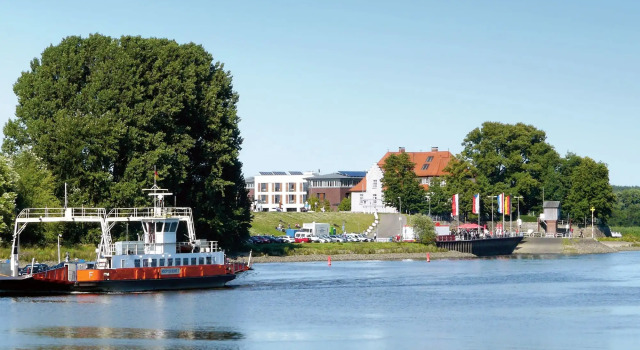 Zollenspieker Fährhaus, 予約 ホテル Kirchwerder ハンブルク