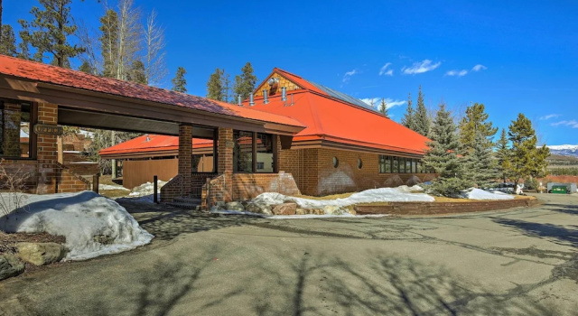 Апартаменты с 3 комнатами с балконом 1 Mi to Main Street: Mtn-view Home in Frisco