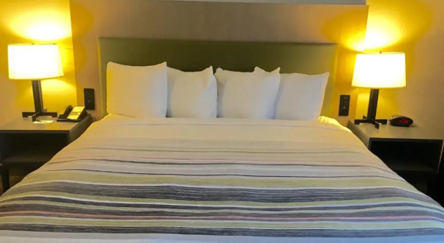 Двухместный люкс c 1 комнатой Country Inn & Suites by Radisson, Austin North Pflugerville , TX