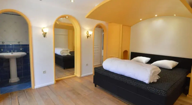 Luxurious Country House, Prenota Hotel Brakel 
