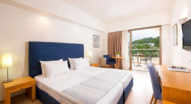 Двухместный номер с видом на внутреннюю территорию Kassandra Palace Seaside Resort