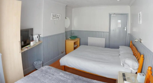 Mallowview guest house, Забронировать Отель Отели Клиторпс с парковкой, рядом с Parkway Cinema, Cleethorpes, Парковка