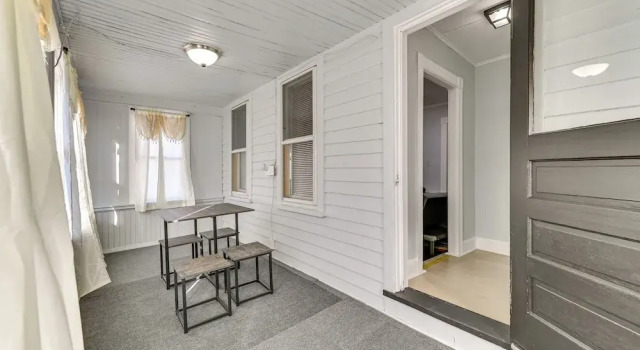 2 Mi to Union College! Newly Renovated Apartment, Rezerwuj Apartament Schenectady Stan Nowy Jork