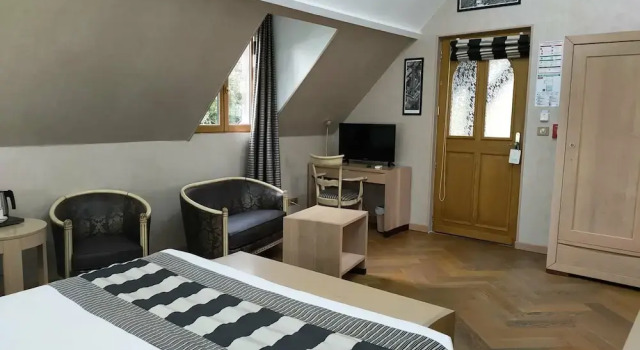 Номер Deluxe Demeures & Châteaux Hôtel Domaine le Clos des Fontaines