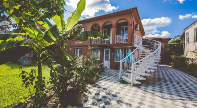 Casa de Khasia, Rezerwuj Hotel Zugdidi Samegrelo Zveno-Svaneti