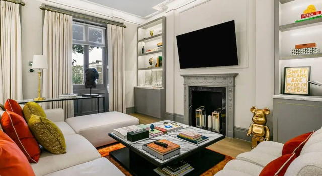Ultra Luxury Holland Park Home - Central AC