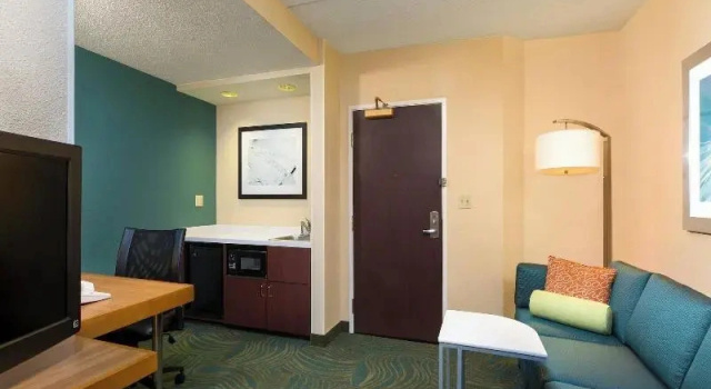 Шестиместный люкс Austin Marriott South