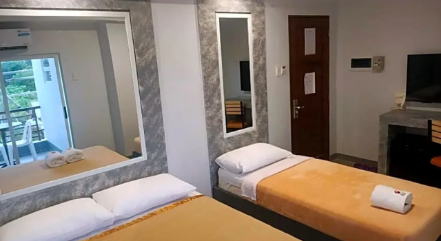 Двухместный номер Deluxe с балконом Hotel Carmelita