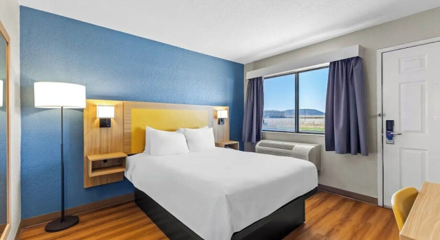 Двухместный номер Standard Motel 6 Wells