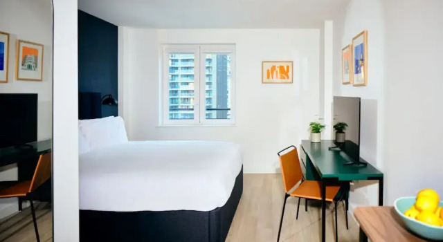 Студия Cosy Vertus Edit Canary Wharf