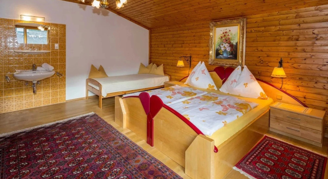 Ferienhaus Höllbacher by we rent, Забронировать Дом для отпуска Отели Зальцбурга с парковкой, Парковка