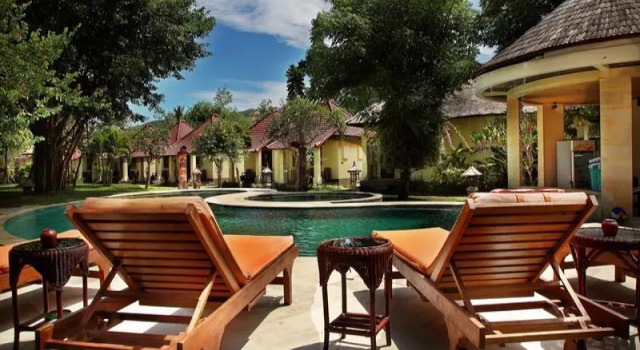 Двухместный номер Superior с красивым видом из окна Puri Rinjani Bungalows