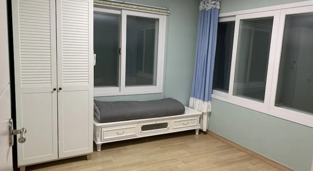 Коттедж с 3 комнатами Tongyeong Camellia House