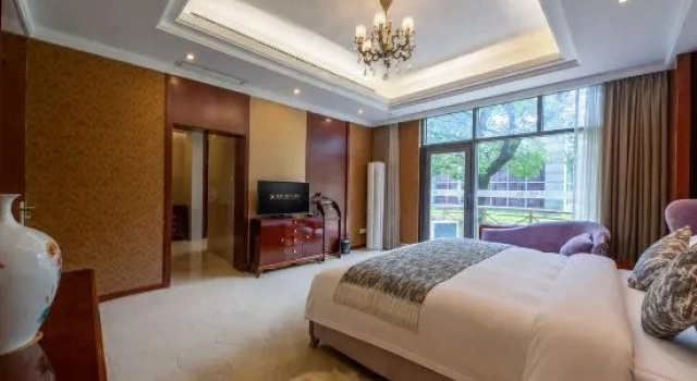 Люкс Presidential Fun Hotel Kaimei Nanchang