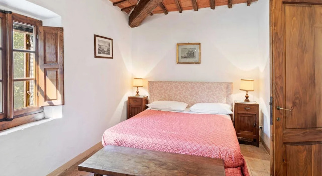 Elegant 2-bedroom Holiday Home in Tuscan