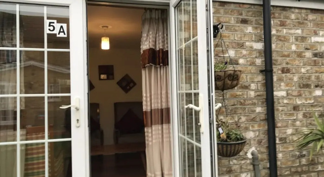 Self Contained Granny Flat, Book Hotel London London og omegn