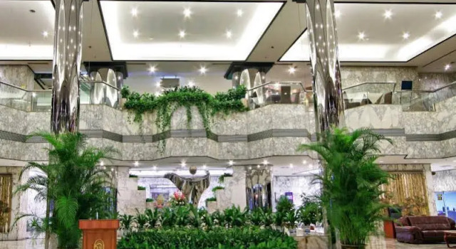 Kingkey Oriental Regent Hotel, Rezerwuj Hotel Hotele w Shenzhen z parkingiem, Parking