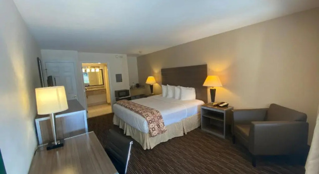 Номер Deluxe Garden State Inn