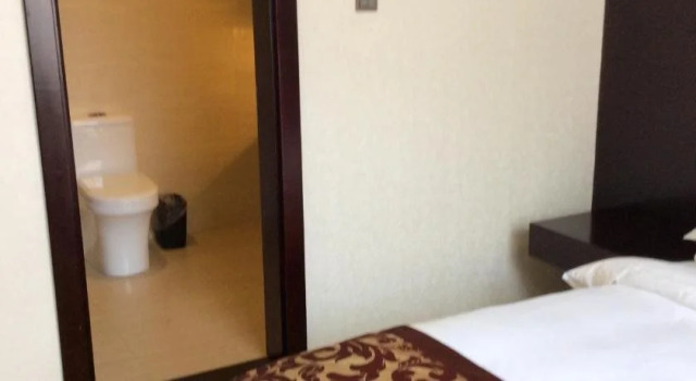 Lan Zhou Fan Dian, Rezerwuj Hotel Hotele 4-gwiazdkowe w Chengguan, 4*