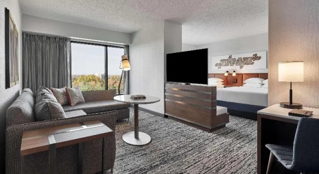Шестиместный номер Standard Hilton Fairfax, Va