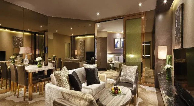Люкс с видом на город Holiday Inn Kunming City Centre by IHG