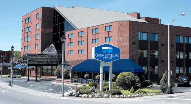 Clifton Victoria Inn at the Falls, Book Hotel Hoteller i Niagara Falls med pool, Swimmingpool