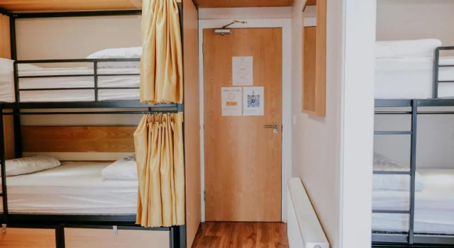 Кровать в общем номере Garden Lane Backpackers