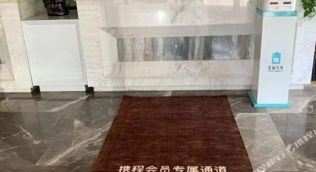 Люкс Empire State Hotel