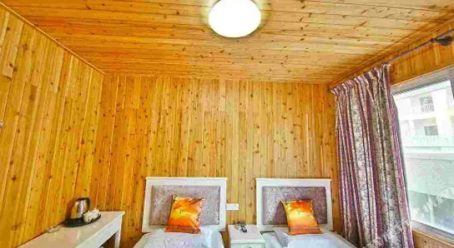 Rushe Inn, Prenota Hotel Hotel a Sichuan con parcheggio, Parcheggio