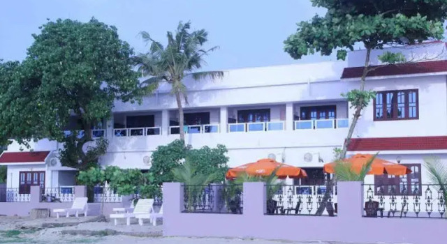 Alleppey Holiday Beach Resort by VOYE HOMES , Sea View with Direct Beach Access, Забронировать Курортный отель Курортные отели штата Кералы, Курортный отель
