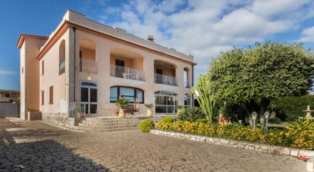 Апартаменты с 2 комнатами House&Villas - Villa Patrizia - Vittorio Apartment