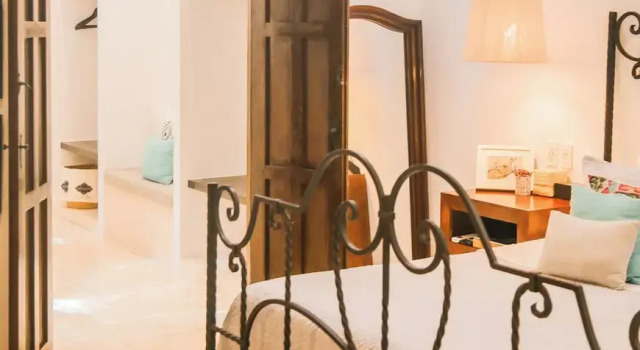 Двухместный люкс The Diplomat Boutique Hotel