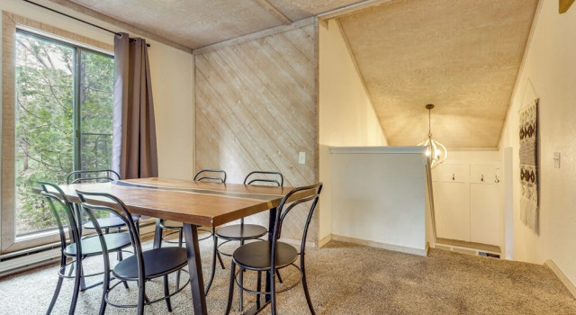2 Mi to Dorabella Cove: Dog-friendly Townhouse!