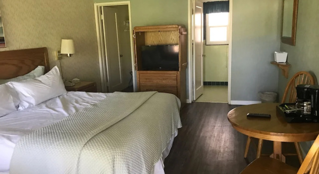 Номер Deluxe Bridge Bay Lodge at Shasta Lake