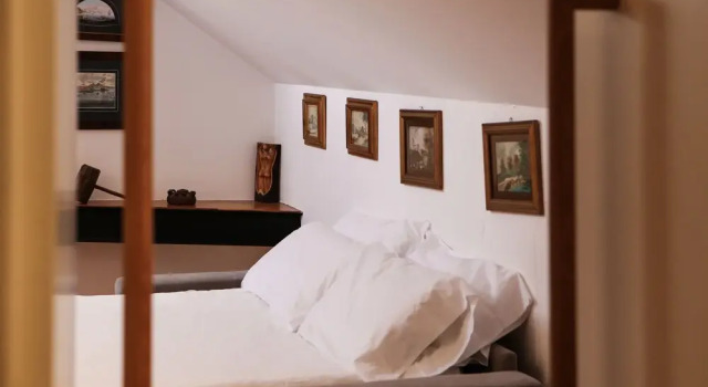 B&B Attico Ventaglieri with Panoramic Terrace, Забронировать Отель Неаполь Кампания, рядом с Palazzo del Banco di Napoli