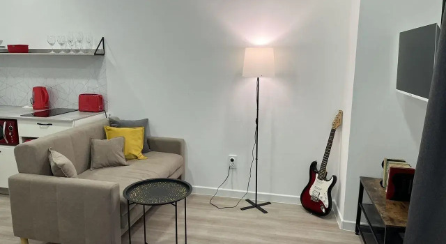 Apartments on Shakhterov Street, Reserva ahora Apartamento Hoteles en Krasnoyarsk con aparcamiento, Aparcamiento