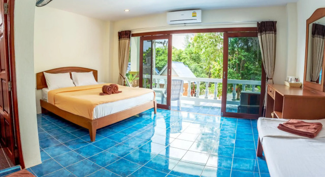 Hugs Guesthouse