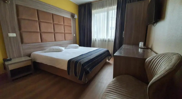 Двухместный номер Standard Hotel Midi-Zuid
